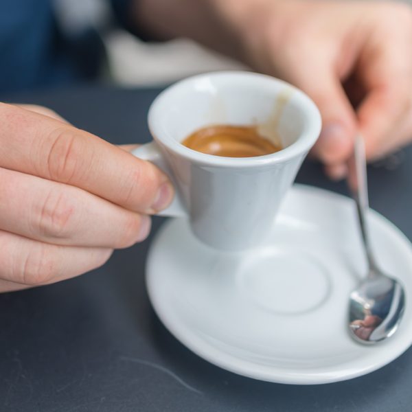 an esspreso cup prepared by Lugano Uno Baby espresso Machine